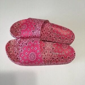 Steve Madden flats sandals slim pink summer festivals spring size 9 slim